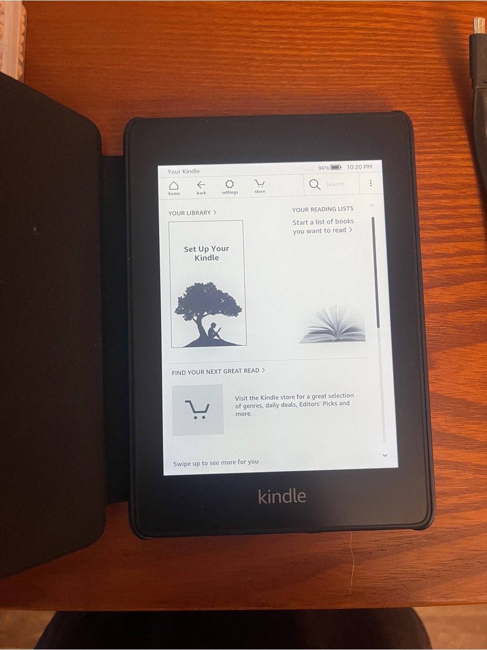 Amazon Kindle Paperwhite 2018 with Slim Black Cover and USB Charging Cable - Picture 2 of 2